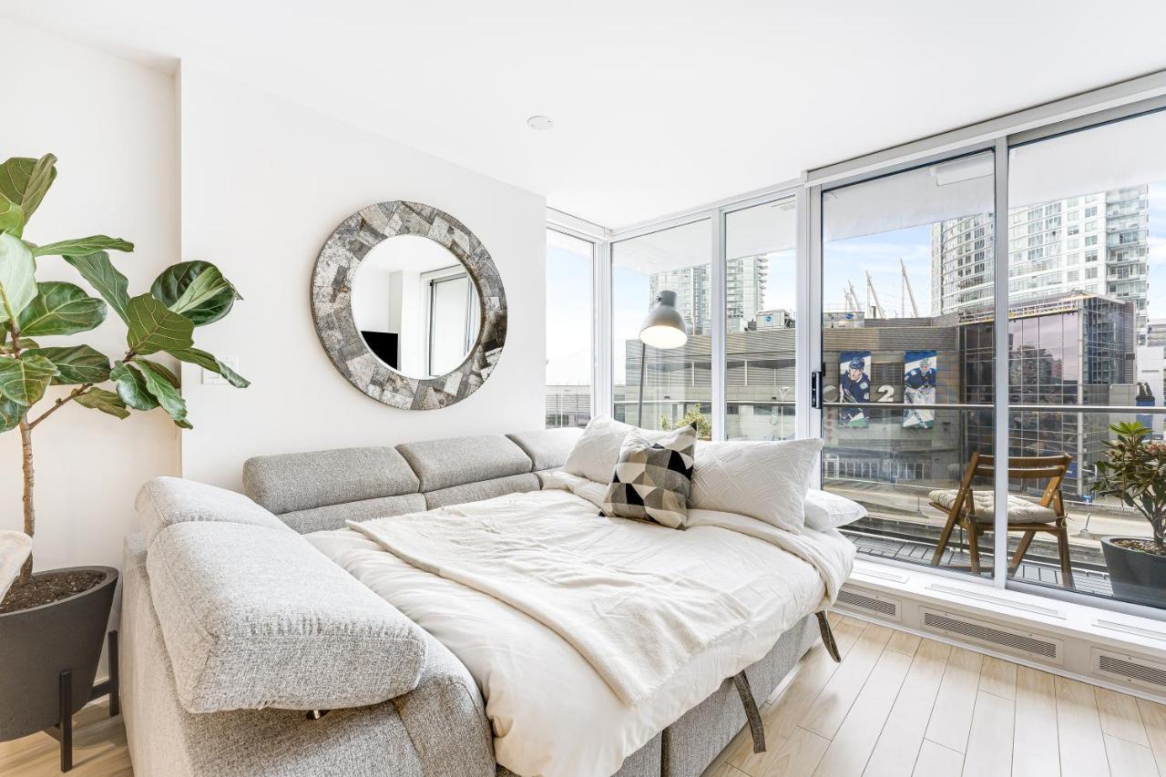 Heart Of Downtown 1 Bd Entire Condo - Pool, Gym, Parking, Office, Ac Vancouver Eksteriør billede